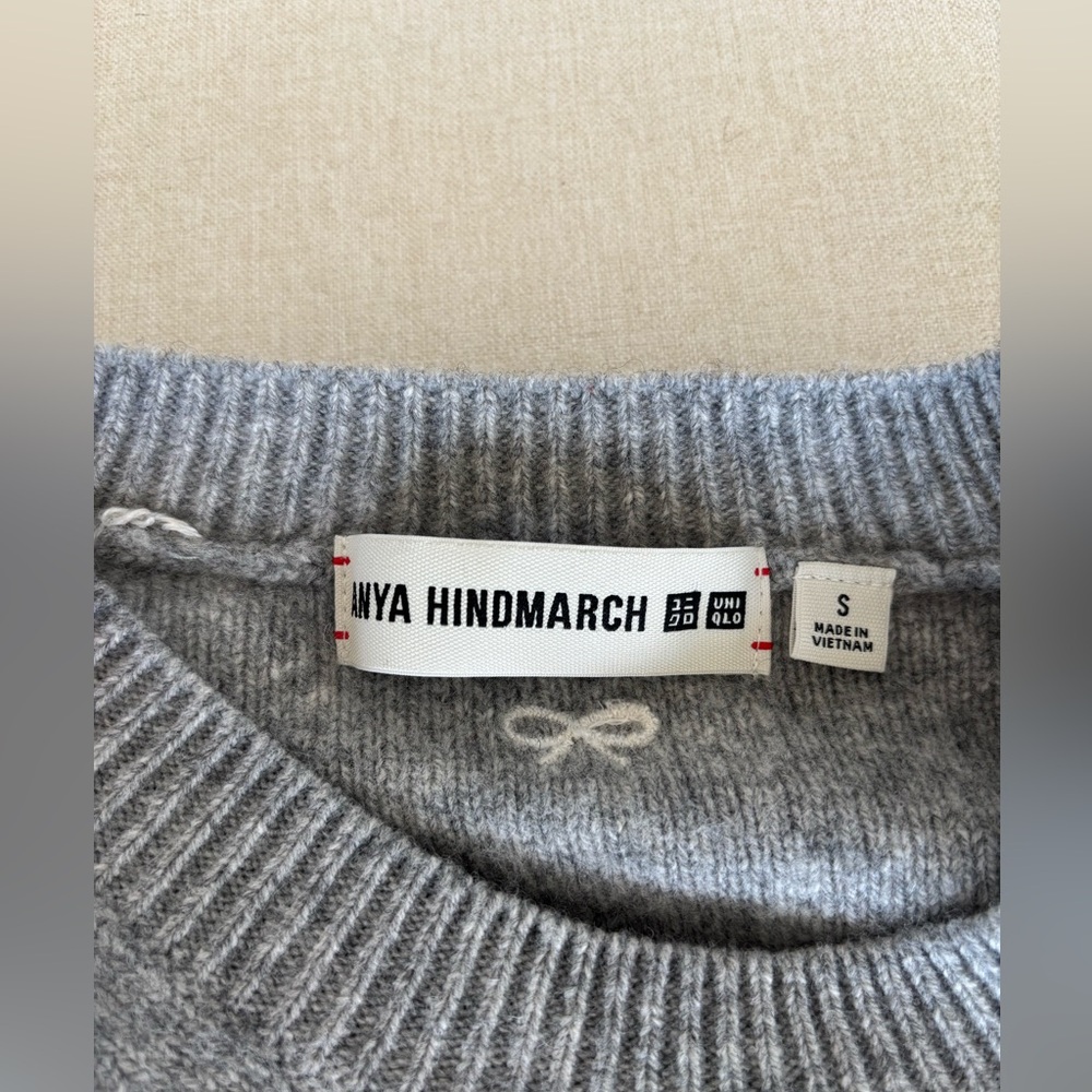 Uniqlo x Anya Hindmarch wool grey sweater 👁️ eye motif S small crew neck - Picture 4 of 10